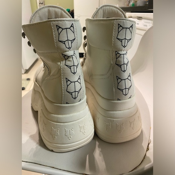 COPY - Naked Wolfe white platform - Picture 2 of 2